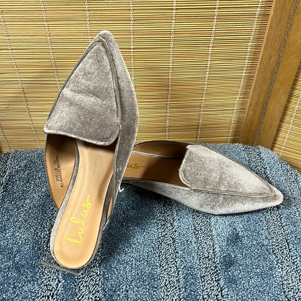 Lulu's Loafers Joelle Grey Velvet Loafer Slides Size 7.5